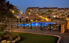 Whydhand Resorts Apartments ,Pools And Lovely Terrace